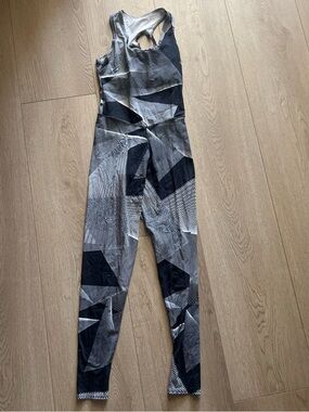 Geometric Black & Gray Athletic Jumpsuit